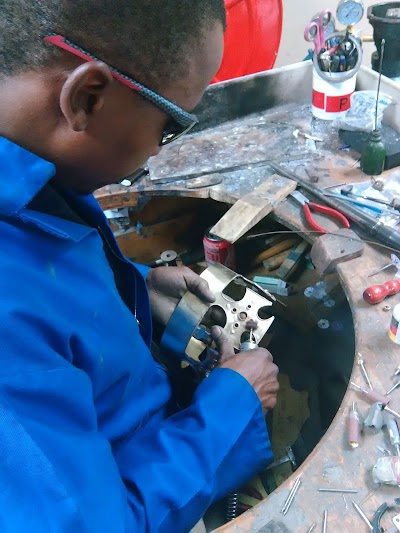 Photos of Facets Gems and Jewellery