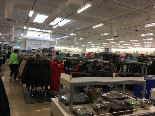 Department Store «Fashion Outlets of Chicago Nordstrom Rack», reviews and photos, 5220 Fashion Outlets Way #2325, Rosemont, IL 60018, USA