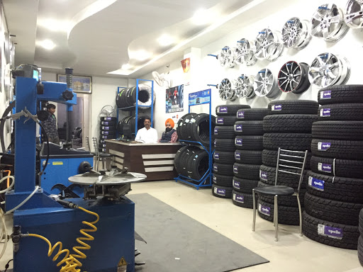 Gill Tyres-Best Tyre Dealer In Mansa,Best Tyres Shop In Mansa, Car And Bike Tyre Dealer In Mansa, Link Rd, Guru Arjun Dev Nagar, Khalsa, Mansa, Punjab 151505, India, Car_Dealer, state PB
