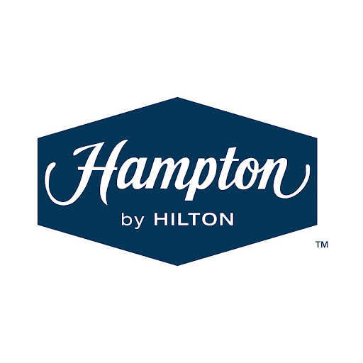 Hampton Inn Santa Fe South logo