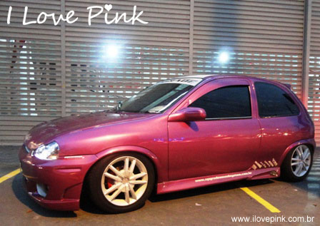 Tuning - Carro cor de rosa