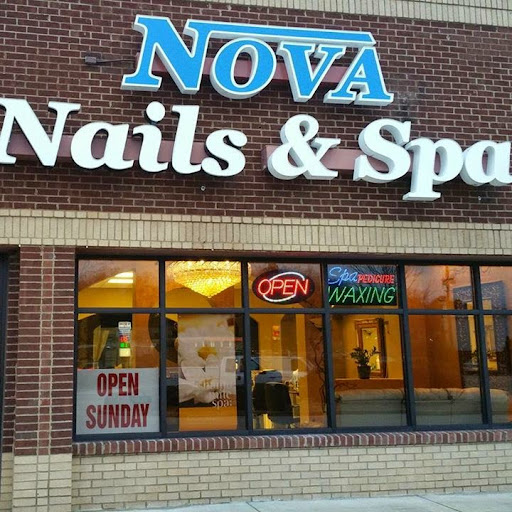 Nova Nails & Spa logo