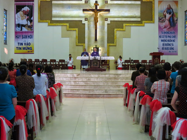 Hình ảnh Thánh lễ cầu nguyện cho Phụ nữ
