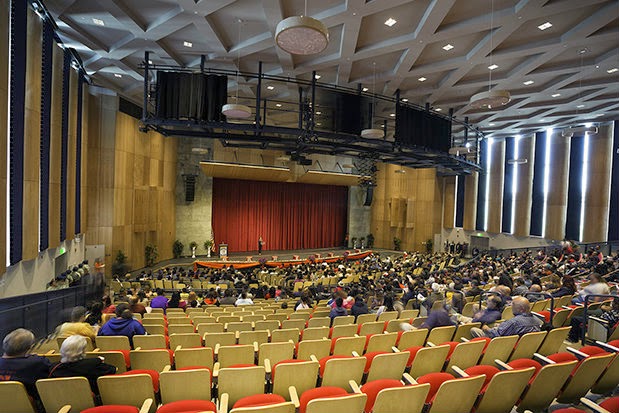 New Garfield High auditorium makes its debut | The Eastsider LA