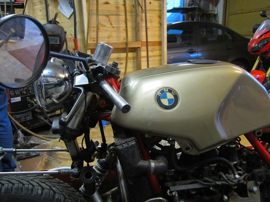 Building a BMW K100 with aluminium sidecar & single sided front suspension. IMG_4319