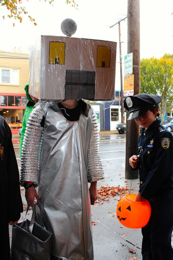 homemade robot costume halloween trick or treat greenwood