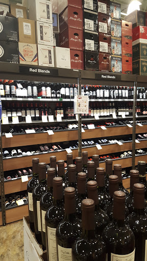 Wine Store «Total Wine & More», reviews and photos, 17300 W Bluemound Rd #200, Brookfield, WI 53045, USA