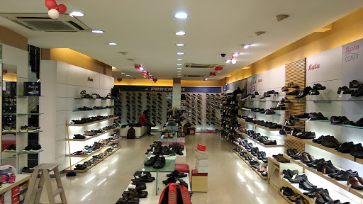 Bata Shoe store, Civil Line Rd, Sonia Nagar, Palarivattom, Ernakulam, Kerala 682025, India, Shoe_Shop, state KL