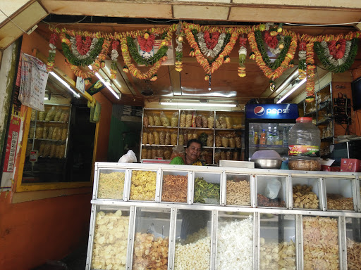 Shri Vyanketeshwara Hot Chips, Kudrat Plaza, Adarsh Colony, Jafar Nagar, New Mankapur, Nagpur, Maharashtra 440013, India, Namkeen_Shop, state MH