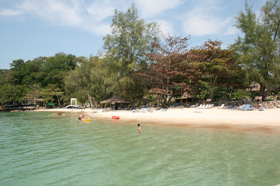Independence Beach, реально лучший пляж Sihanoukville.