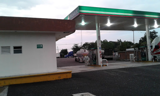 Pemex, Córdoba Veracruz Km 7+887.5, Rancho Trejo, 94950 Amatlán de los Reyes, Ver., México, Estación de servicio | VER