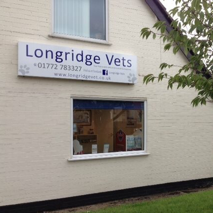 Longridge Vets logo