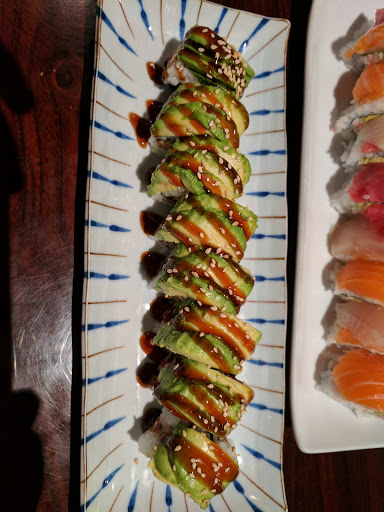 Asian Fusion Restaurant «Thousand Wok Asian Bistro & Sushi Bar», reviews and photos, 450 N Moorpark Rd, Thousand Oaks, CA 91360, USA