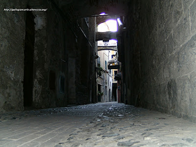 Vicoli - Caruggi - di Albenga (Savona) - Fotografie 