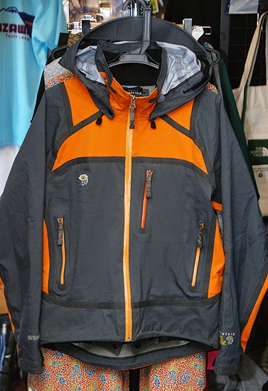 MOUNTAIN HARDWEAR ソフトシェル