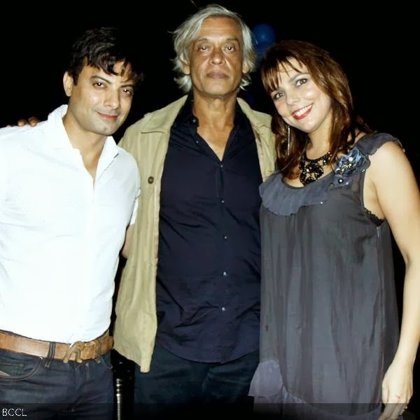 Sudhir Mishra with Rahul Bhatt and Sarika Sharma during his b'day party, held in Mumbai.