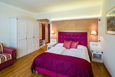 Photos of Windsor Hotel
