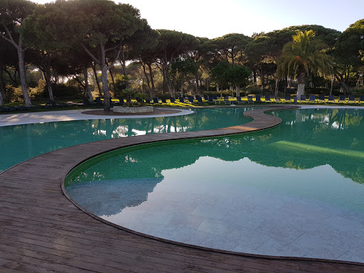 Vivamarinha Hotel & Suites