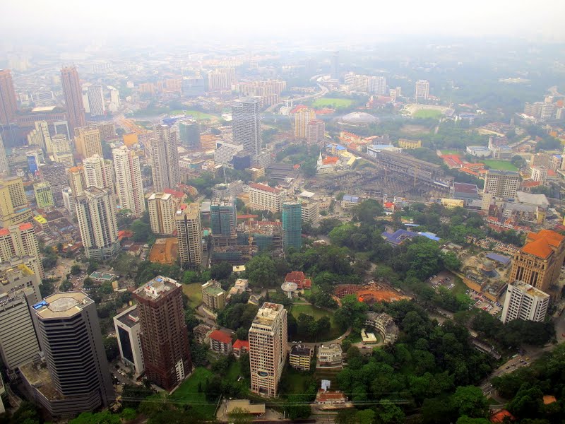 Куала Лумпур с высоты птичьего полета.