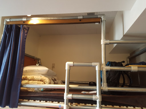 Anne Hostel Yokozuna
