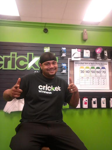 Cell Phone Store «Cricket Wireless Authorized Retailer», reviews and photos, 11219 Potranco Rd #106, San Antonio, TX 78253, USA