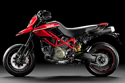 Ducati_Hypermotard_1100_EVO_SP_2011_1620x1080_Side_02