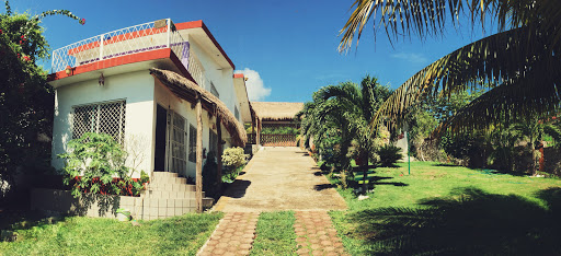 Casa Lahar, costera sur 45 bacalar, Q.R., México, Albergue | QROO