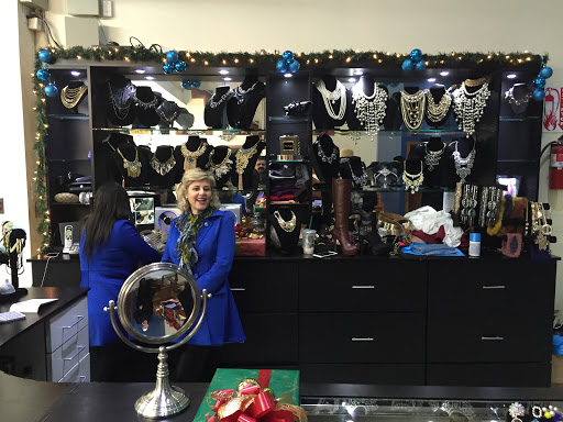 Azul boutique, Blvrd 221 col 22000 mexico, Ferrocarril Sonora-baja California, centro, Agua Caliente, 22000 Tijuana, B.C., México, Boutique | BC