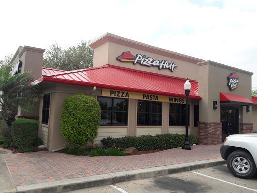 Pizza Restaurant «Pizza Hut», reviews and photos, 1179 FM802, Brownsville, TX 78521, USA