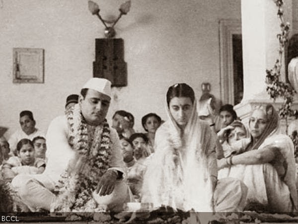 Indira Gandhi met Feroze in Europe and the couple soon fell in love. The couple eventually decided to take the nuptial vows in 1942. 
