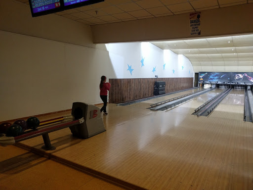 Bowling Alley «Middletown Harmony Bowl», reviews and photos, 1815 NJ-35, Middletown, NJ 07748, USA