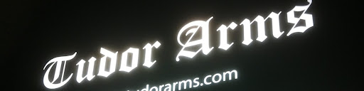Tudor Arms logo