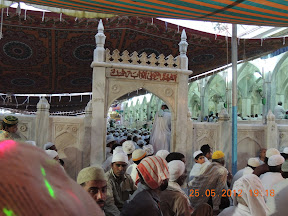 gerbang masjid