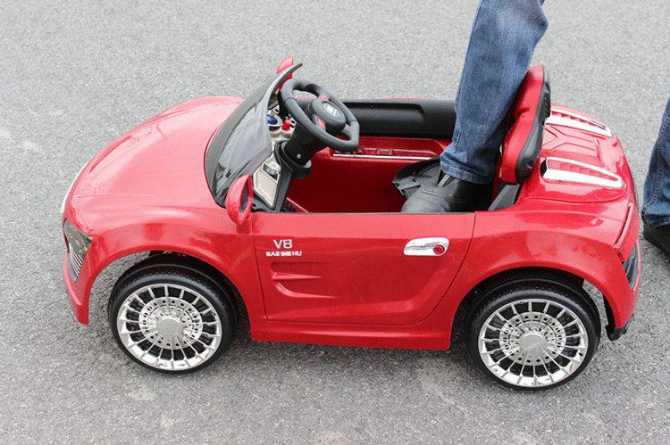 Xe hơi điện cho bé BBH-718 Audi