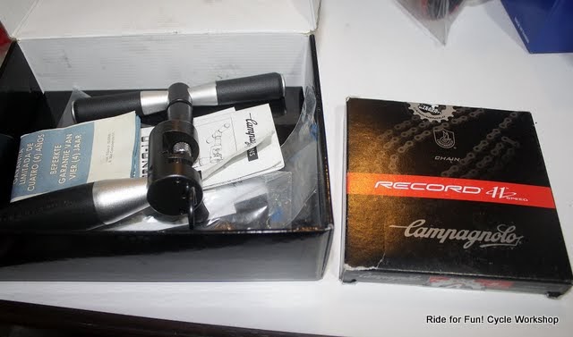 Ride for Fun! Cycle Workshop: Campagnolo Record 11s 鏈條更換，配合 UT-CN300 11