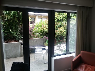 Photos of Garden Court Suites & Apartments