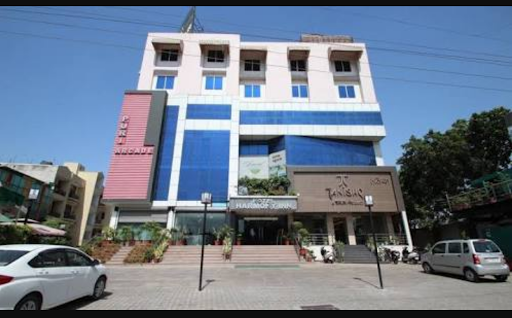 Hotel Harmony Inn, Opposite Nai Sadak, Meerut Garh Rd, Ramgarhi, Meerut, Uttar Pradesh 250022, India, Inn, state UP