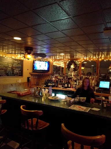 Restaurant «Consol Family Kitchen», reviews and photos, 101 Oak Hill Ave, Endicott, NY 13760, USA
