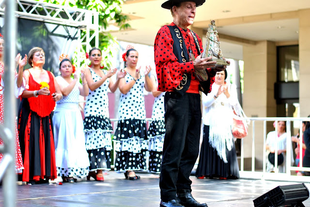 La Taberna - festa de rua - flamenco - Espanha - BH - Abraço Mundo Los del Rocio evento de rua em Belo Horizonte