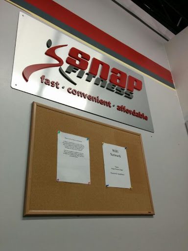 Gym «Snap Fitness», reviews and photos, 1350 East Chicago, Elgin, IL 60120, USA