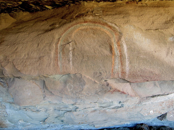 Rainbow pictograph in Funk's Cave