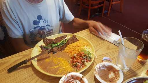 Mexican Restaurant «El Sombrero Mexican Restaurant», reviews and photos, 23969 WA-3, Belfair, WA 98528, USA