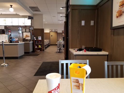 Chicken Restaurant «Chick-fil-A», reviews and photos, 4040 Merle Hay Rd, Des Moines, IA 50310, USA