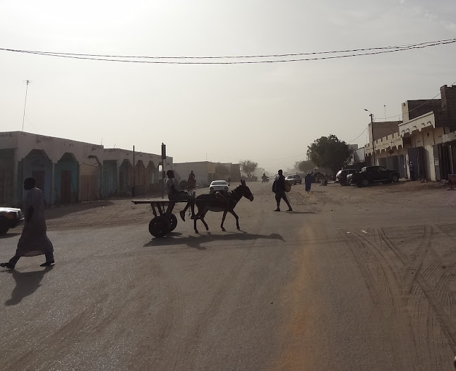 Por Marrocos e Mauritãnia, a queimar Pneu e Gasolina  - Página 5 DSC06169