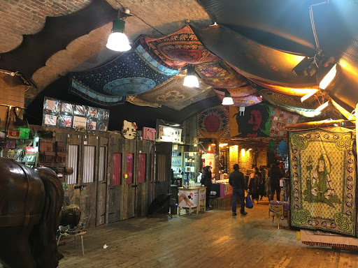Horse Tunnel Market