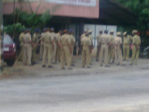 East Kallada Police Station, Kundara - Chittumala Road, Near Chittumala, Choothuruthil Bridge, Kollam, Kerala 691001, India, Police_Station, state KL
