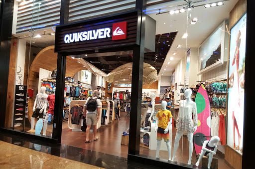Quiksilver, Sheikh Zayed Road, 4th Interchange - Dubai - United Arab Emirates, Sportswear Store, state Dubai