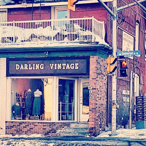 Darling Vintage logo