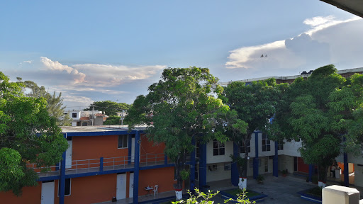 GRUPO EDUCATIVO MADERO, Juventino Rosas Sn, Los Mangos, 89440 Cd Madero, Tamps., México, Centro de educación secundaria | TAMPS