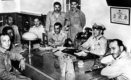 هل يعيد التاريخ نفسه .. هذا هو ما حدث للأخوان سنة 1954 !